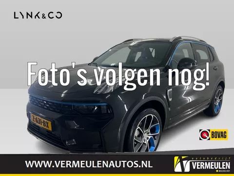 Lynk & Co 01 1.5 261PK Plug-in Hybrid Automaat + 20''/ Navi/ Clima/ Ad.Cruise/ Panorama/ Camera/ Full-LED/ Infinity/ NL auto