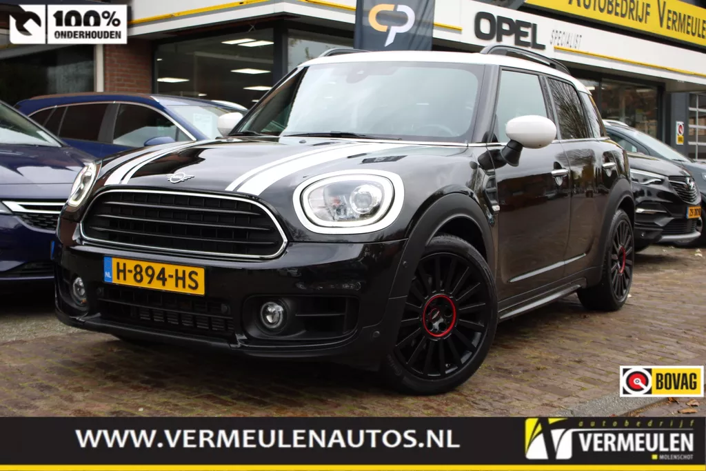 Mini Mini Countryman (f60) 1.5 136PK Cooper Automaat Business Edition Chili + 19"/ Leder/ Navi/ Clima/ Camera/ H&K/ Full-LED/ Panorama/ NL auto
