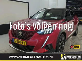 Peugeot e-2008 EV 50kWh 136PK GT + 18"/ Navi/ Clima/ Camera/ Full-LED/ Stoerverwarming/ 3-Fase/ SOH 93%/ NL auto