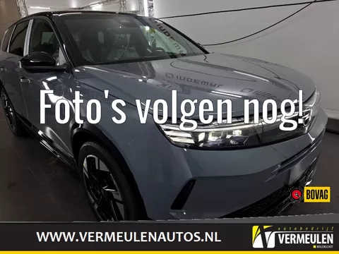 Opel Grandland 1.6 Turbo 195PK Plug-In Hybrid Ultimate Automaat + 20"/ Navi/ Clima/ Ad.Cruise/ Focal-Sound/ Head-Up/ Winterpakket/ Full-LED/ 360Camera/ Trekhaak