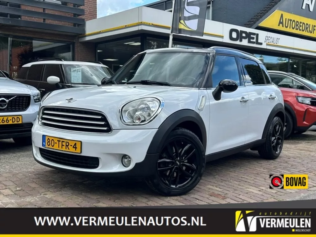 Mini Countryman 1.6 122PK Cooper Salt + 17"/ Airco/ Cruise/ Audio/ Bluetooth/ NL auto