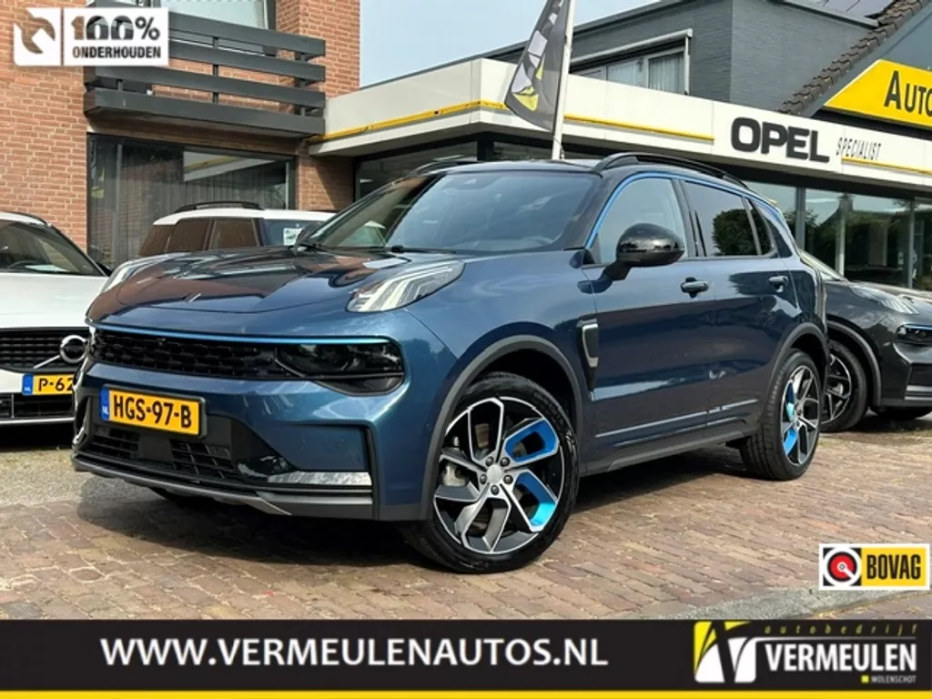 Lynk & Co 01 1.5 261PK Plug-in Hybrid Automaat + 20''/ Navi/ Clima/ Ad.Cruise/ Panorama/ Camera/ Full-LED/ Infinity/ Winterpakket/ NL auto