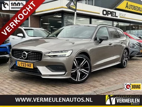 Volvo V60 2.0T 163PK B3 Hybrid Momentum Advantage + 19"/ Navi/ Clima/ Ad.Cruise/ Leder/ Camera/ Winterpakket/ Full-LED/ NL auto