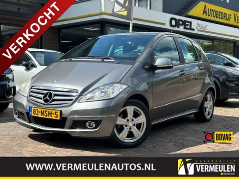 Mercedes A-Klasse A 160 BlueEfficiency Elegance 16"/ Navi/ Airco/ Cruise/ CarPlay/ Camera/ Trekhaak/ NL auto