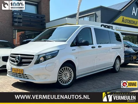 Mercedes eVito eVito Tourer XL 205PK PRO 9-Pers + 17"/ Navi/ Clima/ Cruise/ Leder/ Camera/ Privacy Glass/ Stoelverwarming/ NL auto