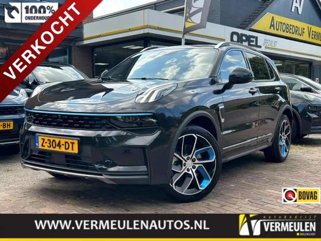 Lynk & Co 01 1.5 261PK Plug-in Hybrid Automaat + 20''/ Navi/ Clima/ Ad.Cruise/ Panorama/ Camera/ Trekhaak/ Full-LED/ Infinity/ NL auto