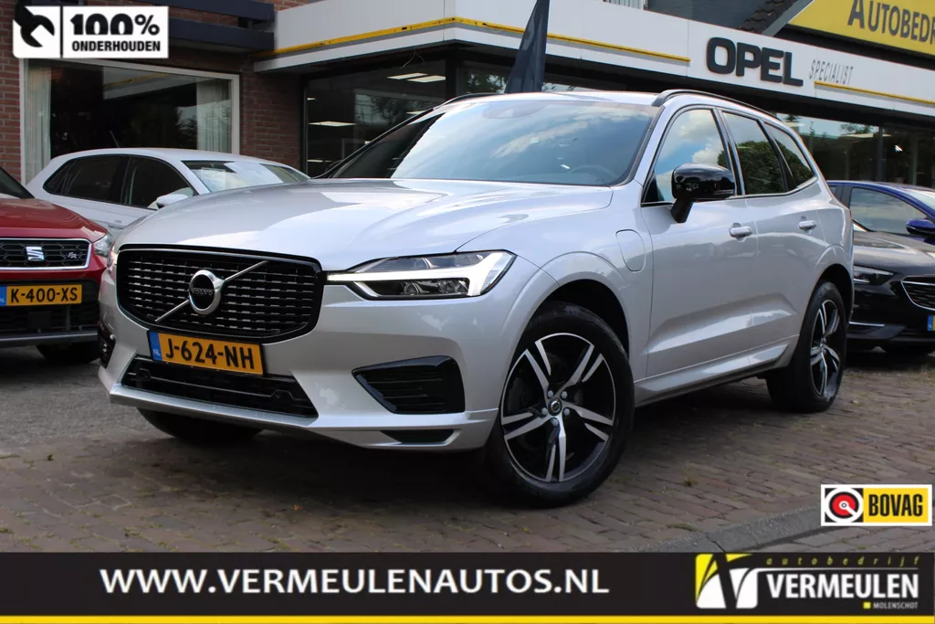 Volvo XC60  2.0 T8 Plug-in hybrid AWD 390PK R-Design + 19"/ Leder/ Panorama/ Full-LED/ Winterpakket/ BLIS/ Ad.Cruise/ NL auto
